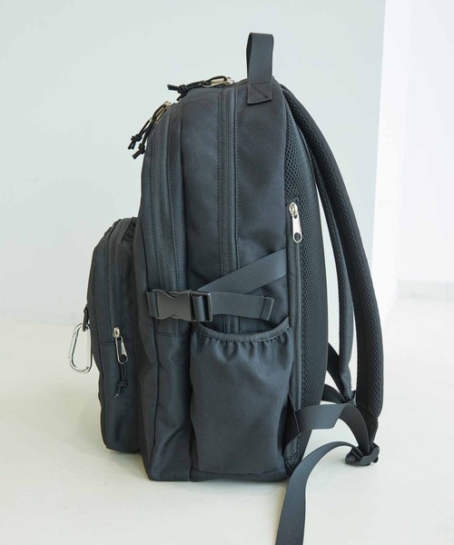 ADAM ET ROPE'(アダムエロペ)の「【ROUTINE/ルーティン】STUDENT BACKPACK(バックパック/リュック・メンズ・ブラック・FREE)」の8枚目の写真