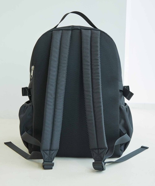 ADAM ET ROPE'(アダムエロペ)の「【ROUTINE/ルーティン】STUDENT BACKPACK(バックパック/リュック・メンズ・ブラック・FREE)」の9枚目の写真