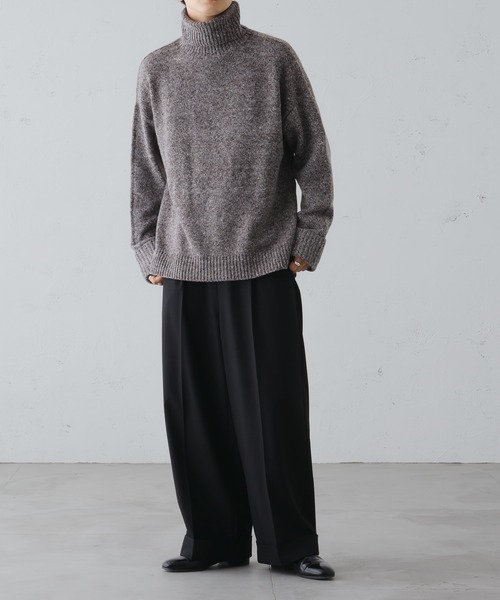 epnok（エプノック）の「サイドスリットタートルネックニット（ニット/セーター・メンズ・ブラウン/カーキ/ダークブラウン・SMALL/MEDIUM/LARGE）」の16枚目の写真