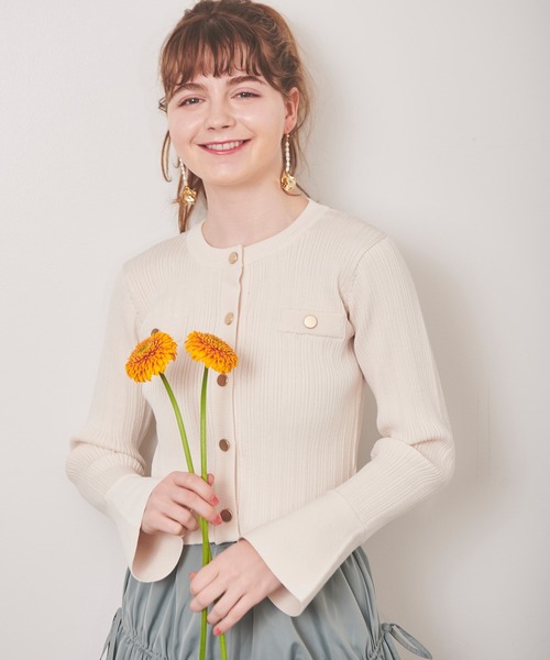 31 Sons de mode（トランテアン　ソン　ドゥ　モード）の「リボン付きクロップドリブカーディガン（カーディガン/ボレロ・レディース・オフホワイト/ネイビー/サックスブルー・36）」の4枚目の写真