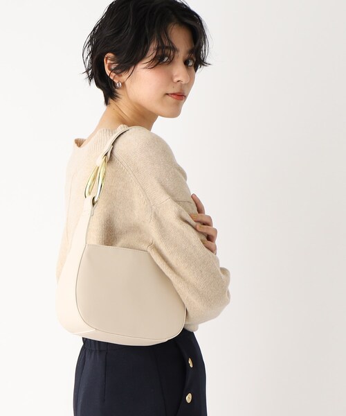 OPAQUE.CLIP（オペークドットクリップ）の「◆メタルモチーフ ワンハンドルショルダー（ショルダーバッグ・レディース・ブラック/オフホワイト・00）」の8枚目の写真