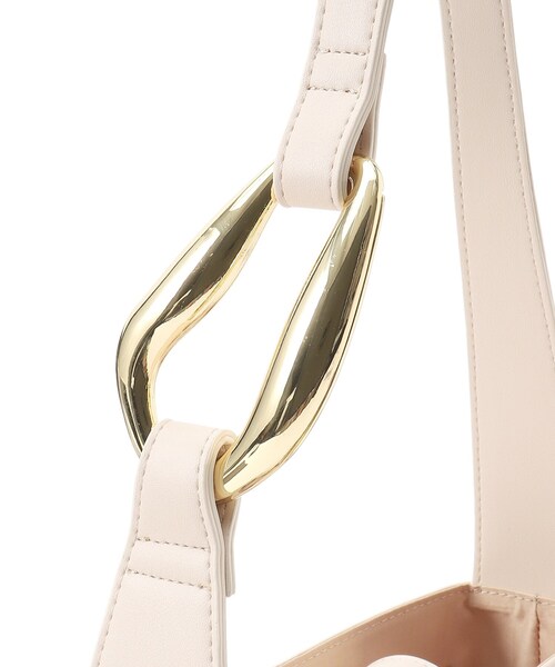 OPAQUE.CLIP（オペークドットクリップ）の「◆メタルモチーフ ワンハンドルショルダー（ショルダーバッグ・レディース・ブラック/オフホワイト・00）」の20枚目の写真
