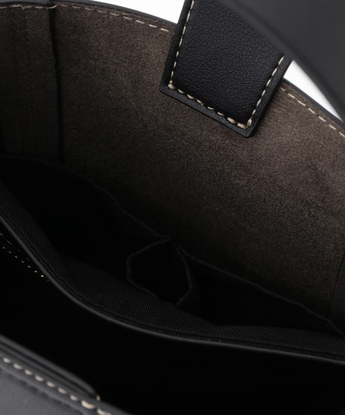 ROPE'(ロペ)の「シームデザインバケットミドルバッグ(ハンドバッグ・レディース・ブラック/オフホワイト/イエロー系その他3・FREE)」の12枚目の写真