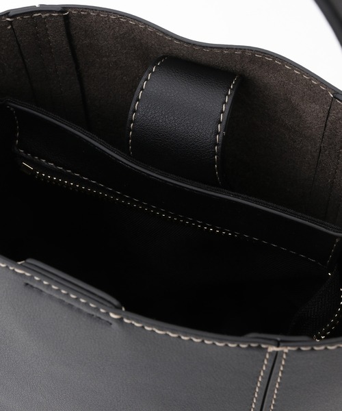 ROPE'(ロペ)の「シームデザインバケットミドルバッグ(ハンドバッグ・レディース・ブラック/オフホワイト/イエロー系その他3・FREE)」の14枚目の写真