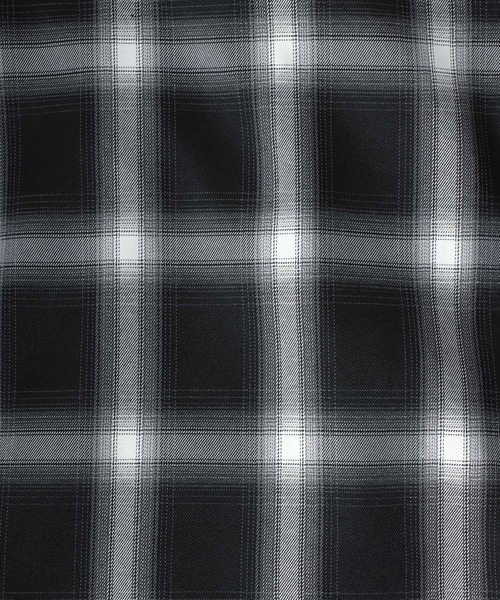 Salong hameu(サロン ハミュー)の「オンブレチェックシャツ メンズ レディース ユニセックス/長袖レギュラーカラーシャツ(シャツ/ブラウス・メンズ・レッド系/ネイビー系/グリーン系/オレンジ系/ブラック系/ブルー系/ブルー系その他/ブラウン/ブラック系その他・M/L/LL)」の17枚目の写真