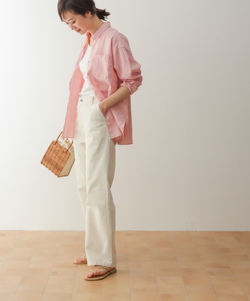 URBAN RESEARCH DOORS（アーバンリサーチドアーズ）の「デニムワイドパンツ（デニムパンツ・レディース・インディゴブルー/ナチュラル・SMALL/MEDIUM/LARGE）」の3枚目の写真