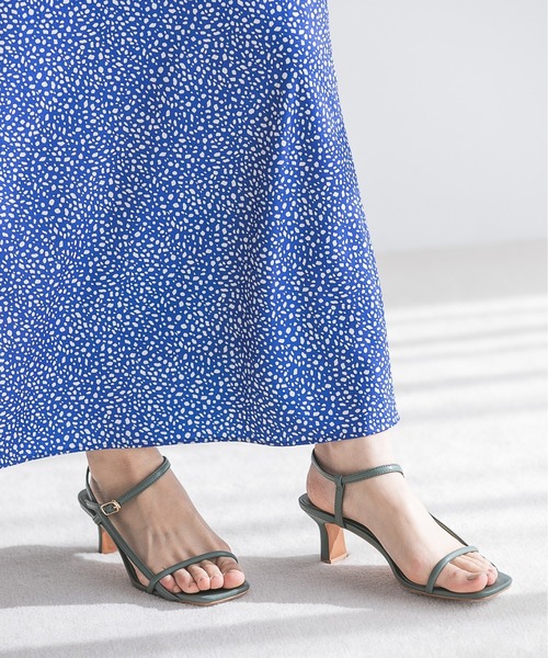 A part by(アパートバイ)の「プレートヒールサンダル(サンダル・レディース・ライトグリーン/ブラック/ベージュ・MEDIUM/LARGE)」の1枚目の写真