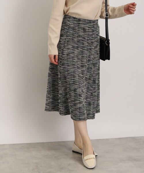 DRESKIP（ドレスキップ）の「◆上品で好印象【セットアップ可】カットツィード フレアスカート（スカート・レディース・ブラック/ホワイト系6/ブラック系3・04/03/02）」の3枚目の写真