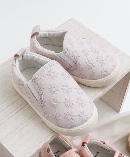 apres les cours(アプレレクール)の「総柄・レース スリッポン(スリッポン・キッズ・レインボー/ピンク/ラベンダー/チェック・13/14/16/19/18/17/15 )」の2枚目の写真