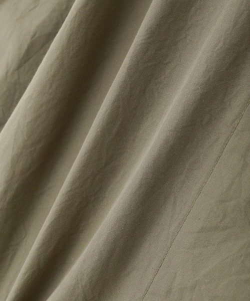 MHL.(エムエイチエル)の「PROOFED COTTON POPLIN(ステンカラーコート・レディース・ブラック/グリーン系その他7・1/2)」の4枚目の写真