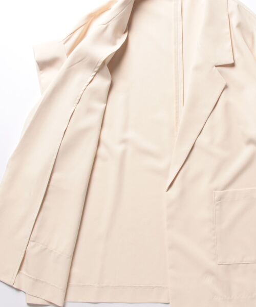 Doux archives（ドゥアルシーヴ）の「フレンチスリーブテーラージャケット（テーラードジャケット・レディース・ブラウン/ブラック/アイボリー・FREE）」の5枚目の写真