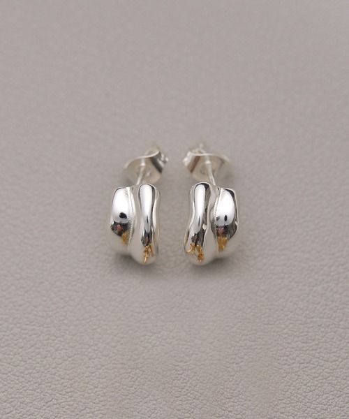 Monocoro toppi（モノコロトッピ）の「【金属アレルギー対応】ミニ ニュアンス キャッチ ピアス（ピアス（両耳用）・レディース・ゴールド/シルバー・フリー）」の2枚目の写真