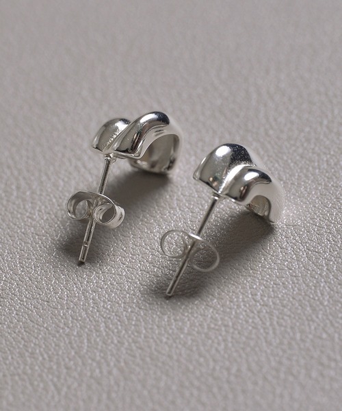 Monocoro toppi（モノコロトッピ）の「【金属アレルギー対応】ミニ ニュアンス キャッチ ピアス（ピアス（両耳用）・レディース・ゴールド/シルバー・フリー）」の5枚目の写真