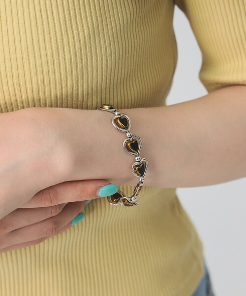 Ray BEAMS（レイビームス）の「〇Otro Accesorio / ハート レイヤード ブレスレッド（ブレスレット・レディース・レッド/ブラック・ONE SIZE）」の10枚目の写真