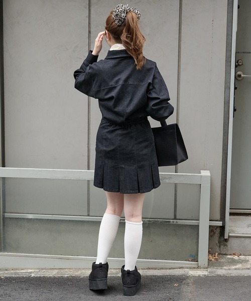 one after another NICE CLAUP(ワンアフターアナザーナイスクラップ)の「デニムシャツ/セットアップ対応(シャツ/ブラウス・レディース・ブルー/ネイビー/ブラック・FREE)」の15枚目の写真