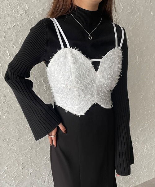 JUNOAH（ジュノア）の「バックレースアップフェザービスチェ（キャミソール・レディース・アイボリー/ホワイト/ブラック・X-LARGE/LARGE/MEDIUM）」の8枚目の写真