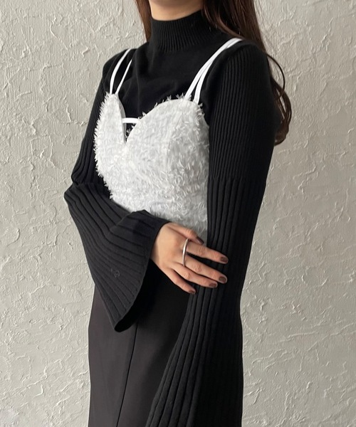 JUNOAH（ジュノア）の「バックレースアップフェザービスチェ（キャミソール・レディース・アイボリー/ホワイト/ブラック・X-LARGE/LARGE/MEDIUM）」の10枚目の写真