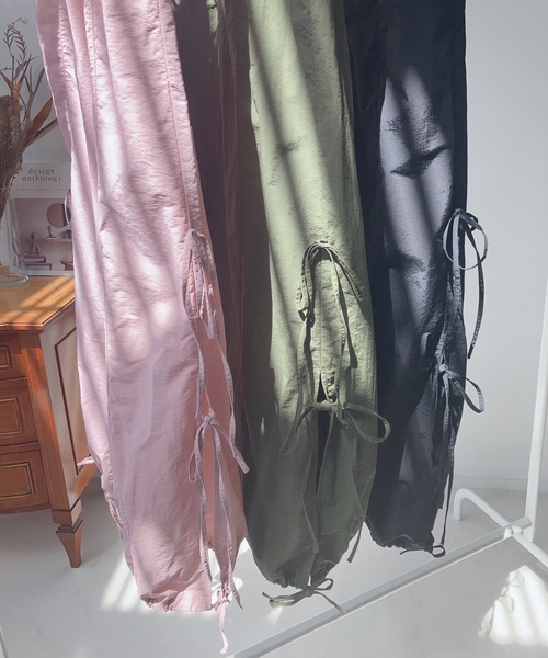 AS KNOW AS plus（アズノゥアズプラス）の「☆サイドリボンスリットカーゴパンツ（カーゴパンツ・レディース・ブラック/カーキ/ピンク・FREE）」の20枚目の写真