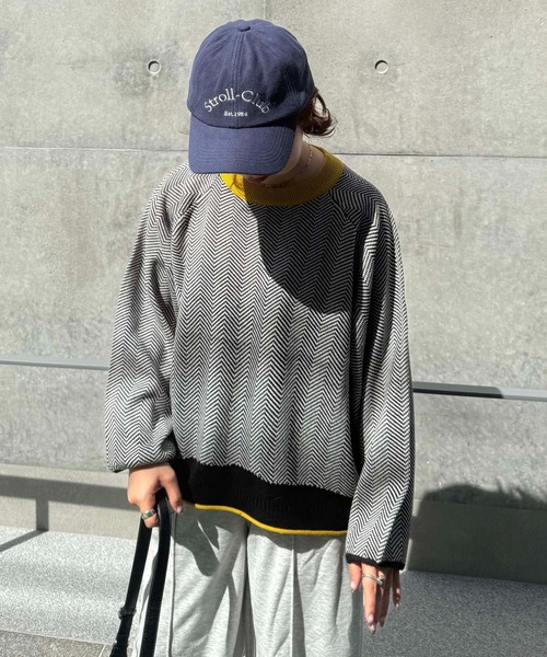 AS KNOW AS plus(アズノゥアズプラス)の「☆アソート柄 くるりジャカードニットプルオーバー(ニット/セーター・レディース・イエロー系その他/ブルー系その他/パープル系その他/ブラック系その他/パープル系その他2/ブルー系その他2/ブラック系その他2/グリーン系その他2/ブラウン系その他2/グリーン系その他3/ブルー系その他3/ブラック系その他3・FREE)」の4枚目の写真