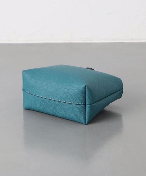 UNITED ARROWS（ユナイテッドアローズ）の「マイクロファイバー スクエアー ポーチ S（ポーチ・メンズ・グレー/ターコイズブルー/モカ/オレンジ/ロイヤルブルー/ブラック・FREE）」の22枚目の写真