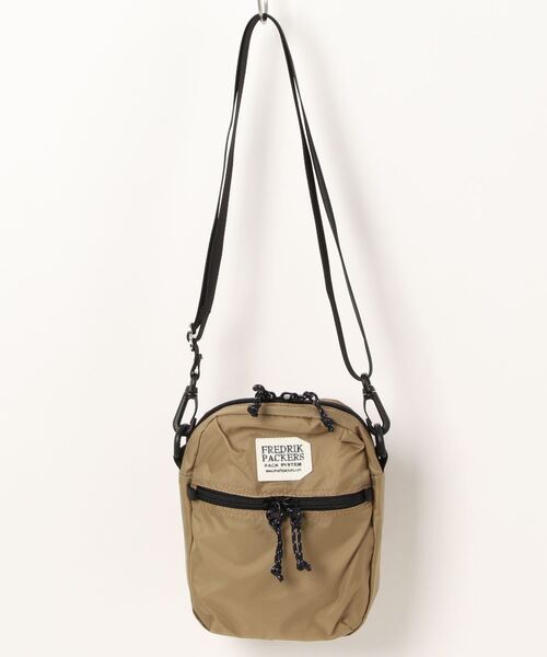 FREDRIK PACKERS(フレドリックパッカーズ)の「FREDRIK PACKERS / フレドリックパッカーズ / 210D ACTIVE SHOULDER-M(ショルダーバッグ・レディース・その他/ブラック/カーキ・ONESIZE)」の12枚目の写真