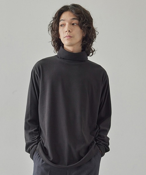  j.n.r.d（ジェー・エヌ・アール・ディー）の「j.n.r.d/ウォームタッチタートルネック（Tシャツ/カットソー・メンズ・ブラック/ホワイト・M/LL/L）」の3枚目の写真