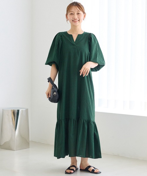 LAVEANGE(ラビアンジェ)の「ストライプ ボリュームスリーブワンピース(ワンピース・レディース・ベージュ/ブラウン・5L/3L/LL/4L/M)」の6枚目の写真