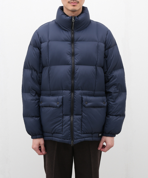 417 EDIFICE(フォーワンセブンエディフィス)の「【TAION / タイオン】MOUNTAIN PACKABLE VOLUME DOWN JACK 102VZMT(ダウンジャケット/コート・メンズ・ネイビー/ブラック/ベージュ・LARGE/MEDIUM/X-LARGE)」の10枚目の写真