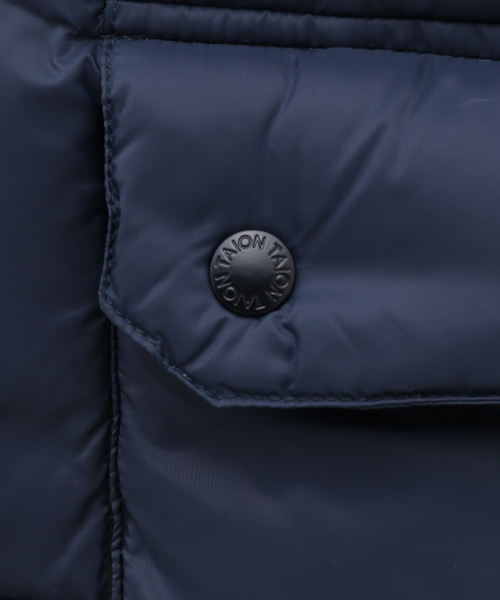 417 EDIFICE(フォーワンセブンエディフィス)の「【TAION / タイオン】MOUNTAIN PACKABLE VOLUME DOWN JACK 102VZMT(ダウンジャケット/コート・メンズ・ネイビー/ブラック/ベージュ・LARGE/MEDIUM/X-LARGE)」の19枚目の写真
