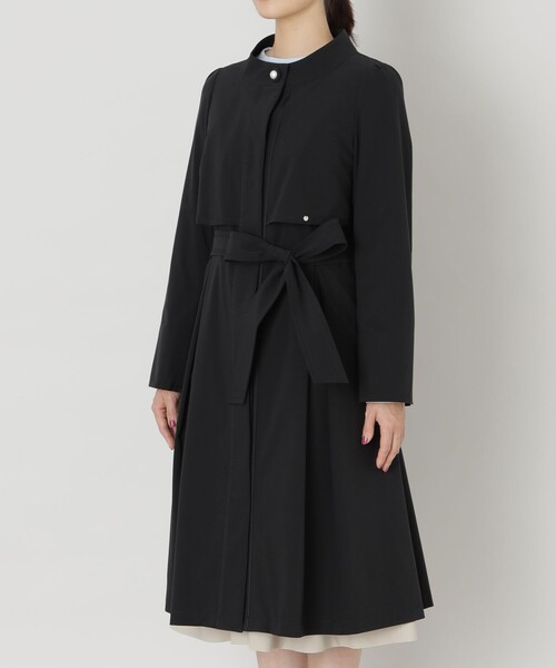 TO BE CHIC(トゥー ビー シック)の「タフタストレッチスタンドカラー コート(ステンカラーコート・レディース・ブラック・40/42)」の8枚目の写真