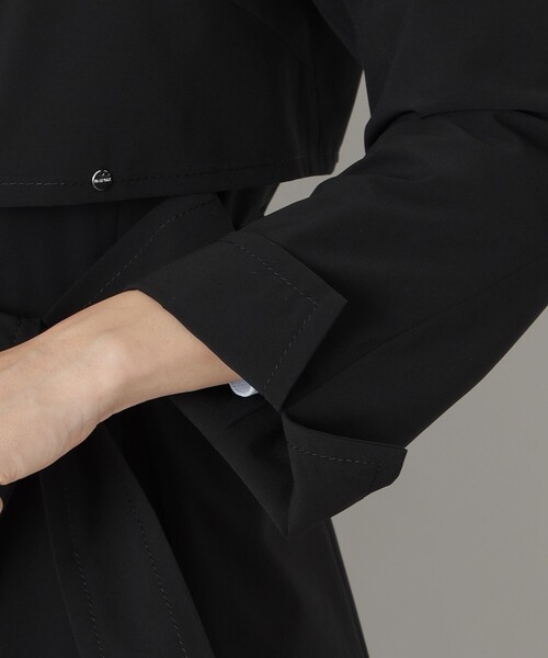 TO BE CHIC(トゥー ビー シック)の「タフタストレッチスタンドカラー コート(ステンカラーコート・レディース・ブラック・40/42)」の11枚目の写真