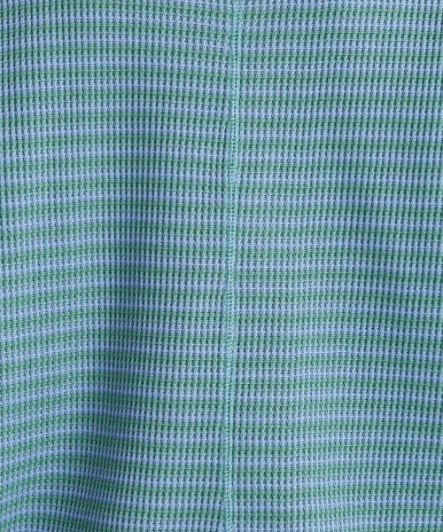 ROXY(ロキシー)の「PACIFIC OCEAN/ロキシーワッフル素材ワンポイントブランドロゴヘンリーネックカットソー(Tシャツ/カットソー・レディース・ホワイト/ブラック/オフホワイト・LARGE/MEDIUM/SMALL)」の8枚目の写真