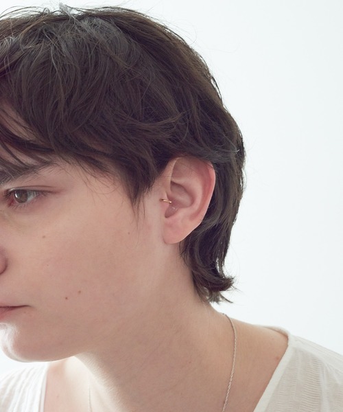 and cloud(アンドクラウド)の「Hoop Tragus Cuff(イヤーカフ・レディース・シルバー/ブラック/イエローゴールド・FREE)」の11枚目の写真