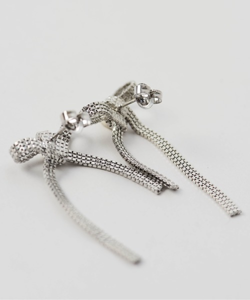 カドリエシルバーリボンピアス / Silver ribbon pierce（ピアス