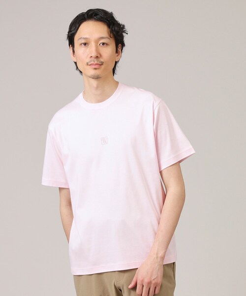 TAKEO KIKUCHI(タケオキクチ)の「【刺繍ロゴT】スムース ワンポイント Tシャツ(Tシャツ/カットソー・メンズ・ライトグレー/ベビーピンク/ホワイト/ブラック・03/04/01/02)」の4枚目の写真