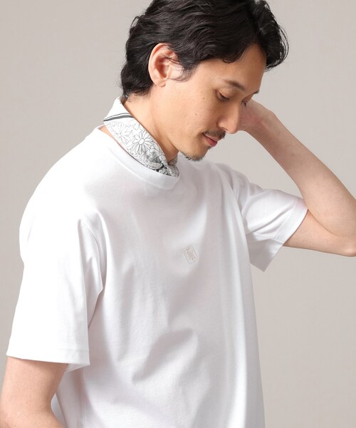 TAKEO KIKUCHI(タケオキクチ)の「【刺繍ロゴT】スムース ワンポイント Tシャツ(Tシャツ/カットソー・メンズ・ライトグレー/ベビーピンク/ホワイト/ブラック・03/04/01/02)」の14枚目の写真