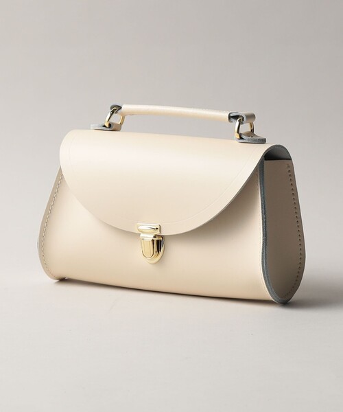 The Cambridge Satchel Company(ケンブリッジサッチェル)の「<THE CAMBRIDGE SATCHEL>the mini Poppy(ショルダーバッグ・レディース・クリーム/ケリー・FREE)」の8枚目の写真
