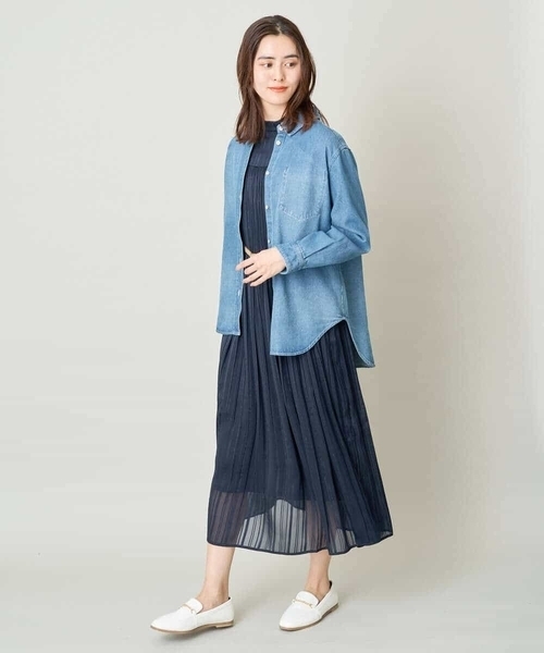 a.v.v（アーヴェヴェ）の「【マシンウォッシャブル】ベルテッドプリーツワンピース（ワンピース・レディース・ブルー/オレンジ/ネイビー・36/34/38/40/42）」の7枚目の写真