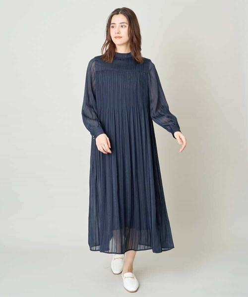a.v.v（アーヴェヴェ）の「【マシンウォッシャブル】ベルテッドプリーツワンピース（ワンピース・レディース・ブルー/オレンジ/ネイビー・36/34/38/40/42）」の11枚目の写真
