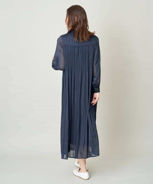 a.v.v（アーヴェヴェ）の「【マシンウォッシャブル】ベルテッドプリーツワンピース（ワンピース・レディース・ブルー/オレンジ/ネイビー・36/34/38/40/42）」の13枚目の写真
