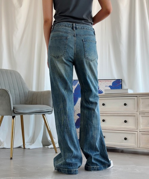 aimoha(アイモハ)の「【Aimoha】フィットフレアパンツ(デニムパンツ・レディース・ネイビー・SMALL/MEDIUM/LARGE)」の5枚目の写真