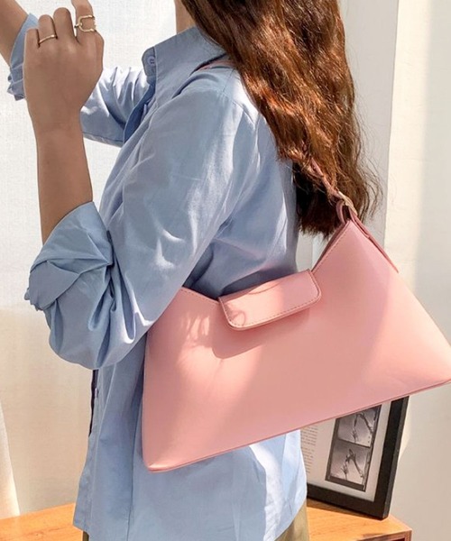 florist（フローリスト）の「スクエア舟形レザーハンドバッグ（ハンドバッグ・レディース・ピンク/グリーン/イエロー/モカ/ブラック/オフホワイト・FREE）」の15枚目の写真