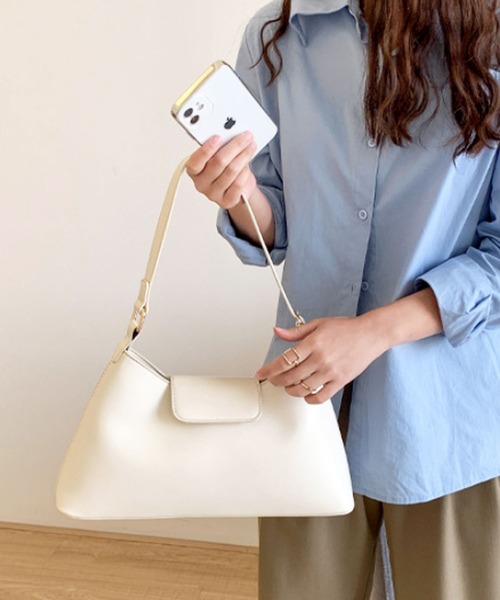 florist（フローリスト）の「スクエア舟形レザーハンドバッグ（ハンドバッグ・レディース・ピンク/グリーン/イエロー/モカ/ブラック/オフホワイト・FREE）」の9枚目の写真