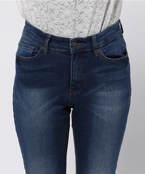 WEGO（ウィゴー）の「WEGO/フィラメントスキニーパンツ（デニムパンツ・レディース・ダークインディゴブルー/ブラック/インディゴブルー/ブルー系その他・SMALL/LARGE/MEDIUM）」の8枚目の写真