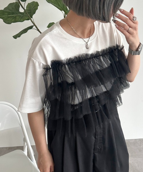 apres jour mignon（アプレジュールミニョン）の「チュールドッキングT【ZOZOTOWN限定アイテム】（Tシャツ/カットソー・レディース・オフホワイト/ホワイト系その他/ブラック・X-LARGE/フリー）」の3枚目の写真