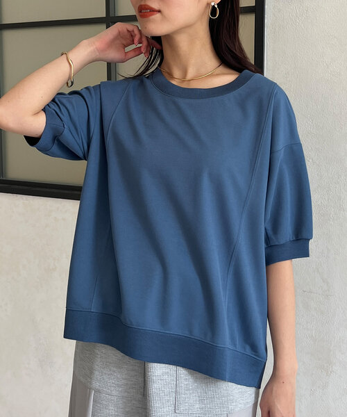 Chez toi（シェトワ）の「UV加工リブ切替Tシャツ（Tシャツ/カットソー・レディース・ブルー/グレイッシュベージュ/ブラック/オフホワイト・FREE）」の4枚目の写真