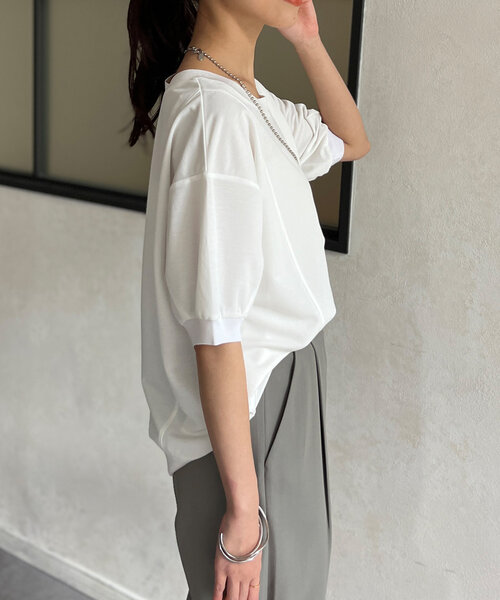 Chez toi（シェトワ）の「UV加工リブ切替Tシャツ（Tシャツ/カットソー・レディース・ブルー/グレイッシュベージュ/ブラック/オフホワイト・FREE）」の10枚目の写真