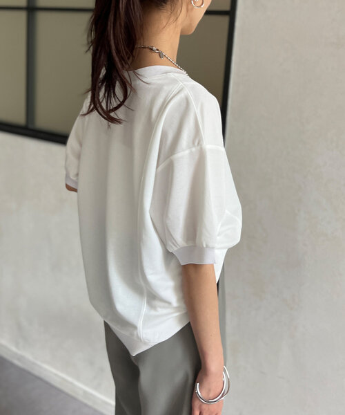 Chez toi（シェトワ）の「UV加工リブ切替Tシャツ（Tシャツ/カットソー・レディース・ブルー/グレイッシュベージュ/ブラック/オフホワイト・FREE）」の11枚目の写真