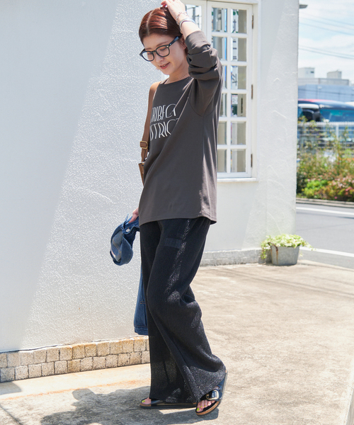 Spick & Span(スピックアンドスパン)の「シルケット天竺ロゴロンTEE2(Tシャツ/カットソー・レディース・ブラック/ライトグレー/ホワイト/ベージュ・FREE)」の9枚目の写真