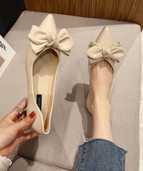 Silly（シリー）の「【リボンで大人ガーリー】ポインテッドトゥリボンパンプス（パンプス・レディース・ベージュ/イエロー/ブラック・SMALL/MEDIUM/LARGE）」の7枚目の写真
